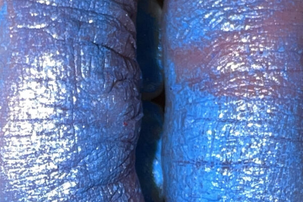 lips blue